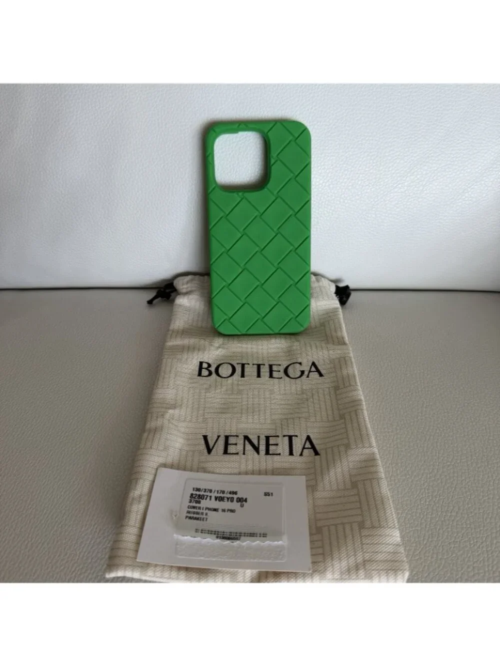 NEW BOTTEGA Veneta iPhone 16 Pro Case Green Parakeet Rubber